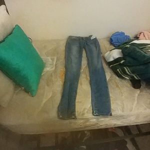 Pair of bongo jeans used once